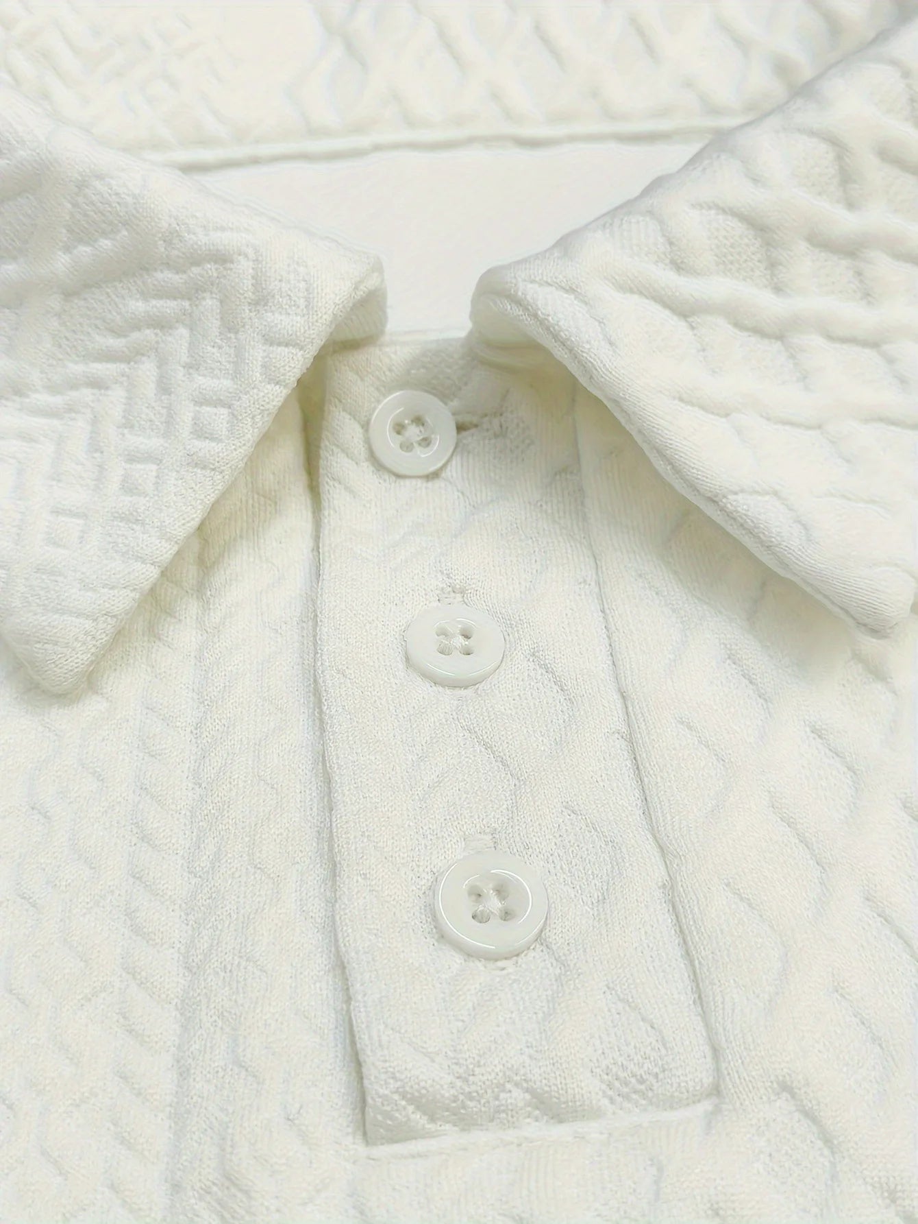 Men's Summer Casual Fashion Jacquard Set is a Casual and Comfortable Set Suitable for Daily Leisure and Sports Occasions
